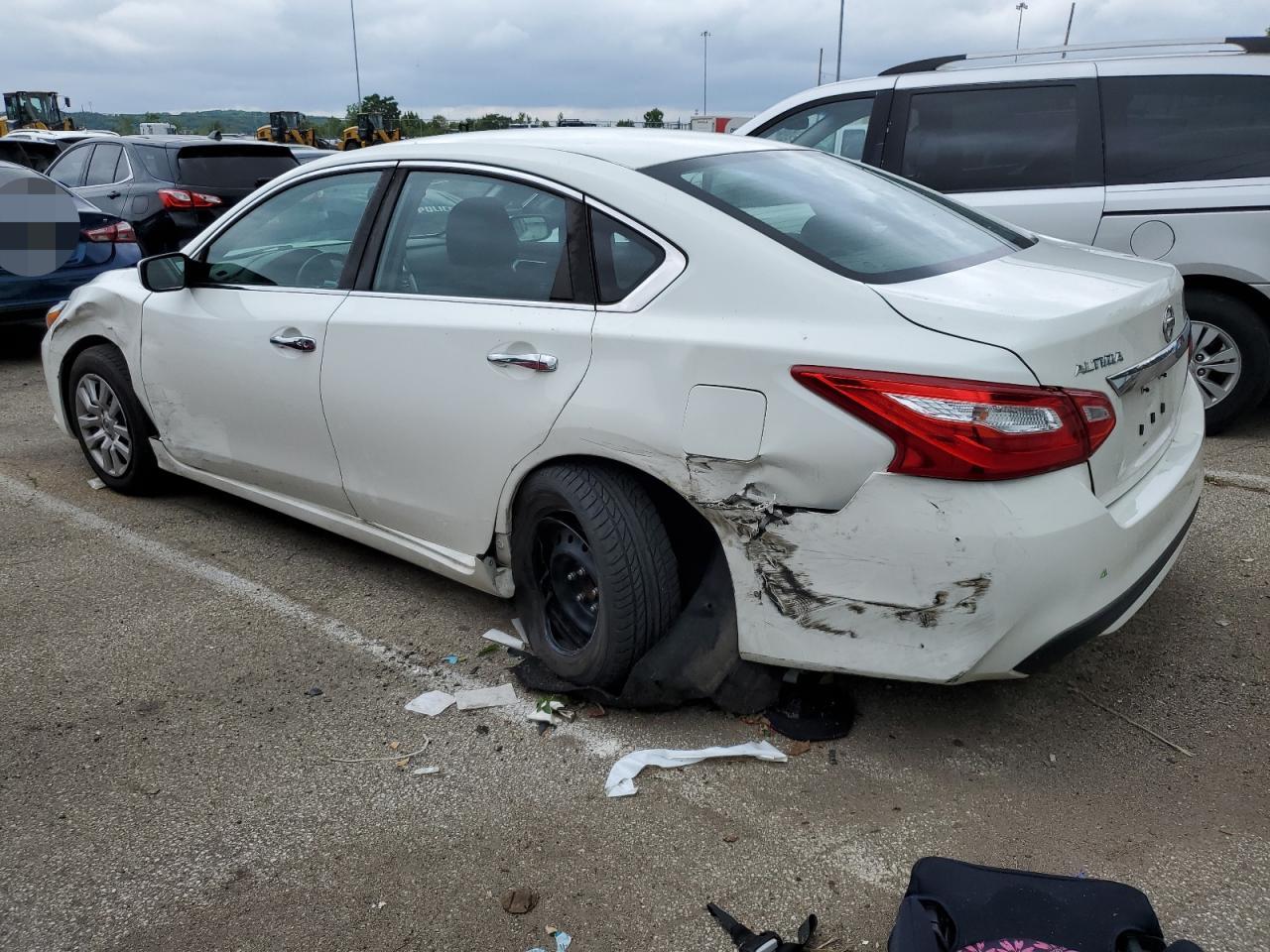 1N4AL3APXHN349583 NISSAN ALTIMA 2017