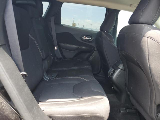1C4PJLCS7FW642893 Jeep Cherokee Latitude