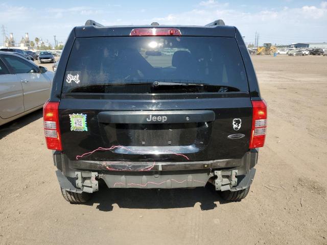 1C4NJPBA3GD699175 Jeep Patriot Sport