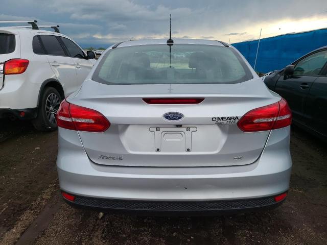 1FADP3F21JL240798 Ford FOCUS SE