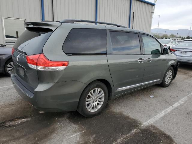 5TDYK3DC1ES458024 Toyota SIENNA XLE