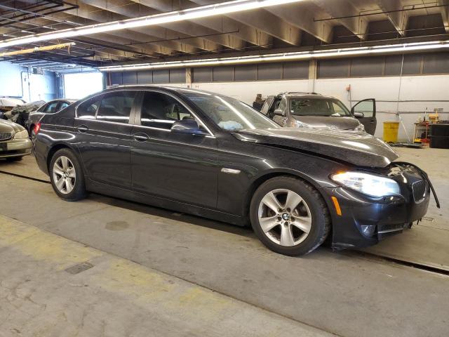 VIN: WBAXH5C57DDW16513 Auction: COPART Lot: 53854963 Location: IL - WHEELING WBAXH5C57DDW16513 BMW 5 SERIES 2013 BLACK Photo 4