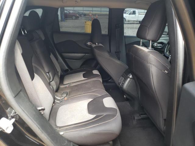 1C4PJMCS0EW179984 Jeep Cherokee Latitude