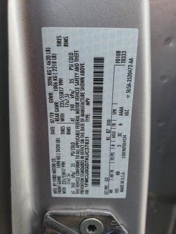 1FMCU0GD7KUC37831 Ford ESCAPE SE