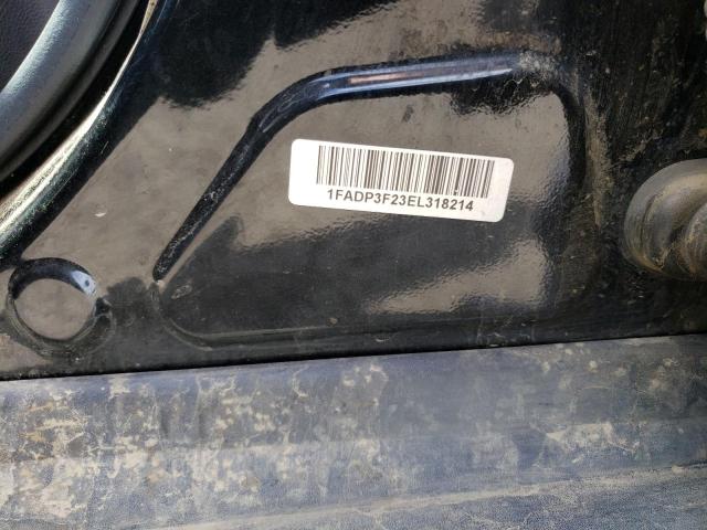 1FADP3F23EL318214 Ford FOCUS SE