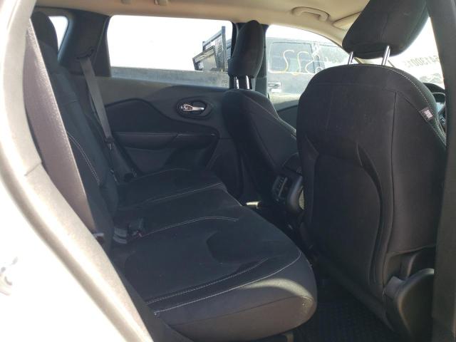 1C4PJMCS6FW557954 Jeep Cherokee Latitude