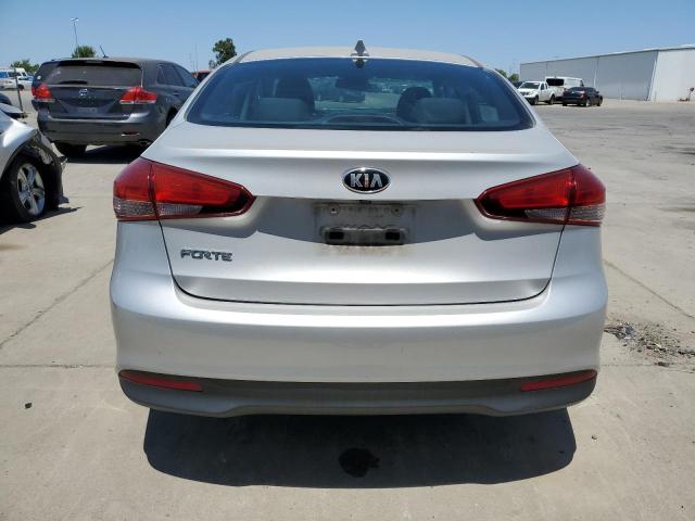 3KPFL4A79JE248325 KIA FORTE LX