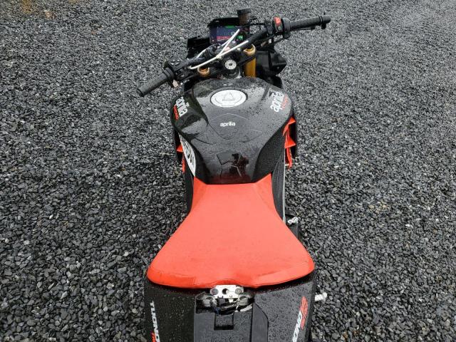 2021 APRILIA TUONO V4 F - ZD4KZUB07MS000143