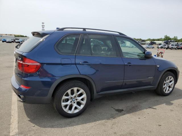VIN: 5UXZV4C50BL408795 Auction: COPART Lot: 56137743 Location: NY - LONG ISLAND 5UXZV4C50BL408795 BMW X5 2011 BLUE Photo 3