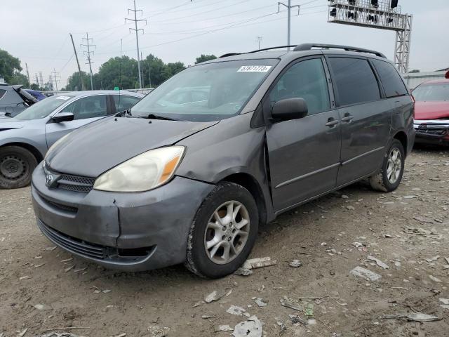 2004 Toyota Sienna LE