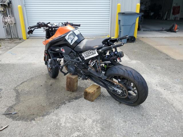 2022 KTM 890 DUKE R VBKTU9405NM829662