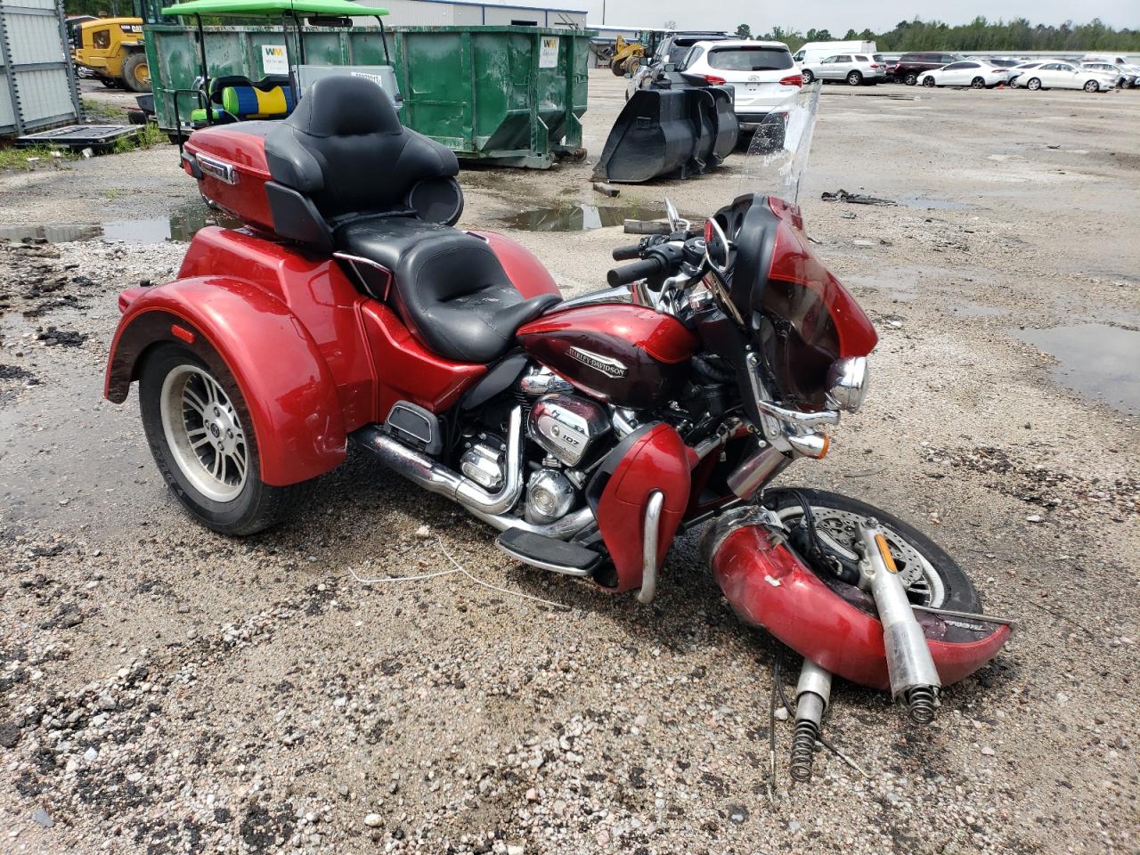 1HD1MAD10JB850815 HARLEY-DAVIDSON FLHTCUTG T 2018