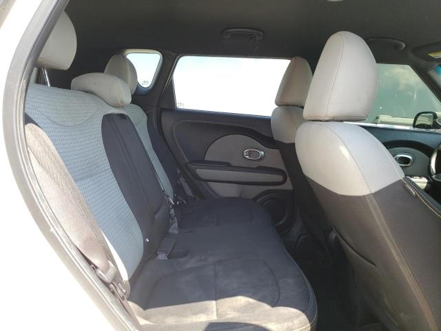 KNDJP3A58F7115053 KIA SOUL +