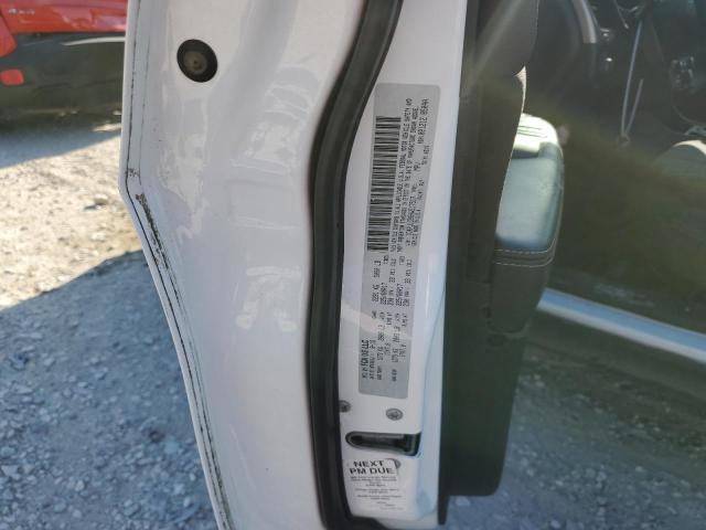 1C4PJLCB8HW517517 Jeep Cherokee Latitude