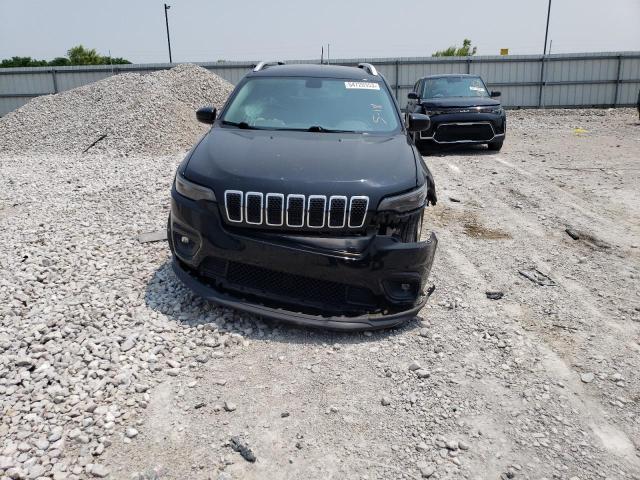1C4PJLCB5KD485256 Jeep Cherokee Latitude