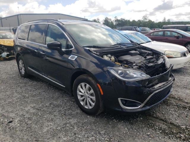 2C4RC1BGXHR524353 2017 CHRYSLER PACIFICA, photo no. 4