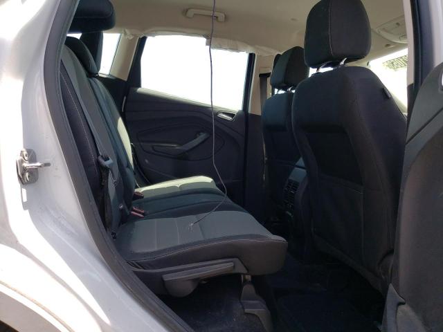 1FADP5AU5FL121423 Ford C-MAX SE