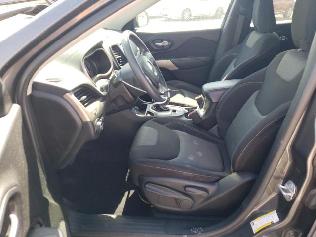 1C4PJLCB8JD589027 Jeep Cherokee Latitude