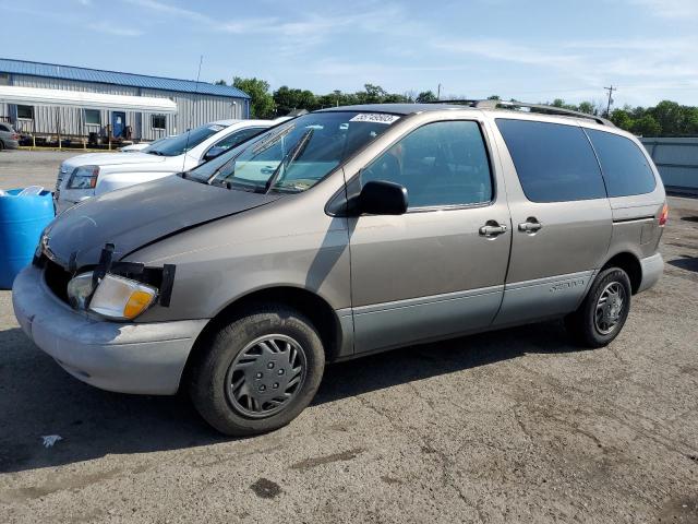 1999 Toyota Sienna LE