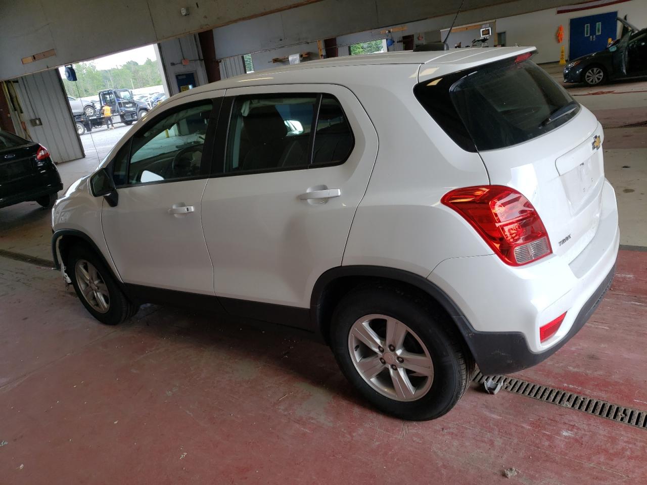 3GNCJKSB2KL355883 CHEVROLET TRAX 2019