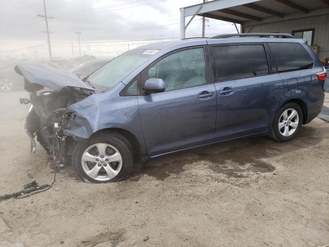 2016 Toyota Sienna LE