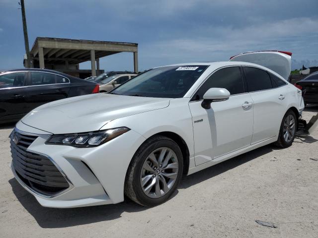 2019 Toyota Avalon XLE