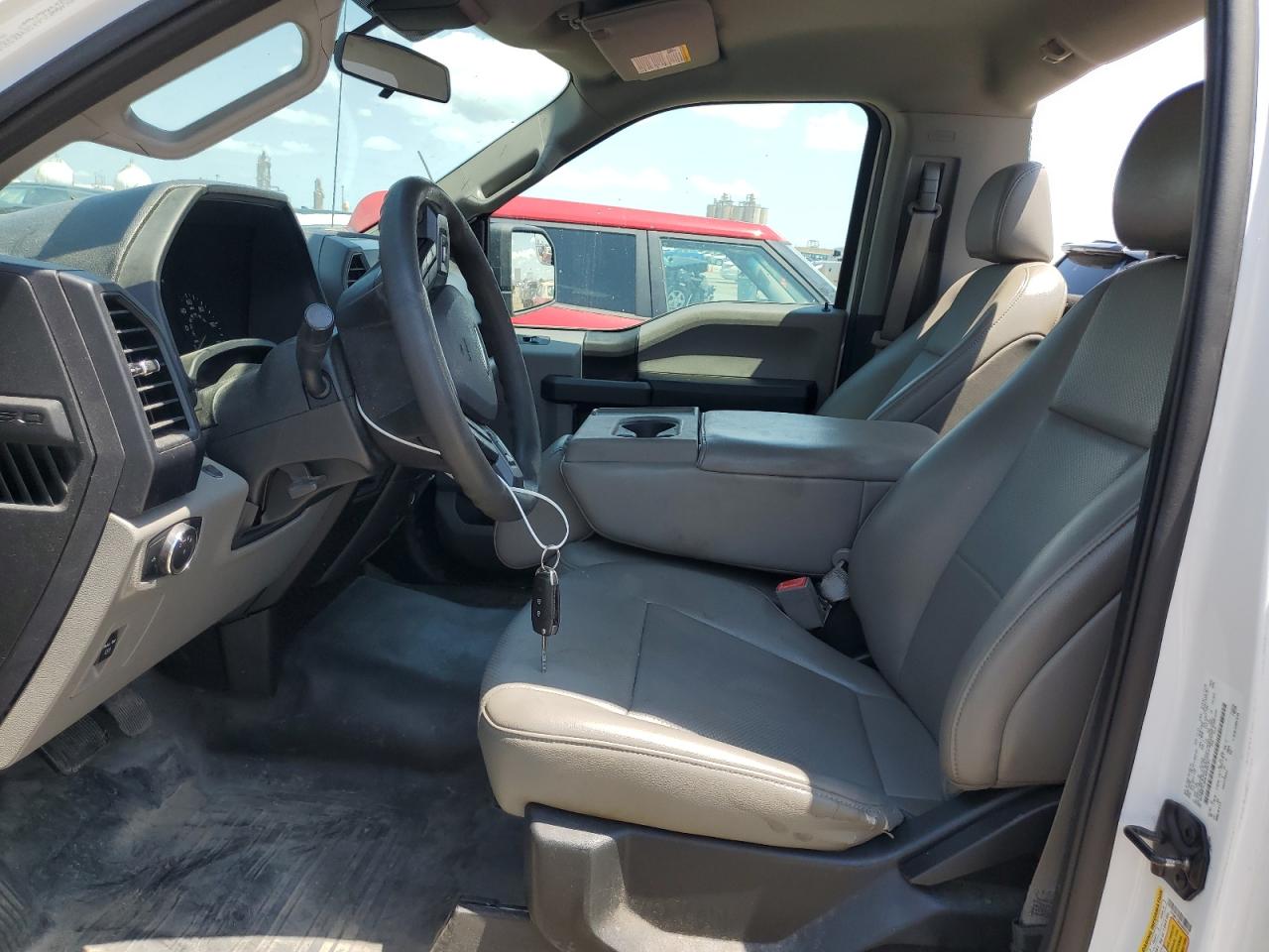 2020 Ford F150 vin: 1FTMF1CB8LKD02731