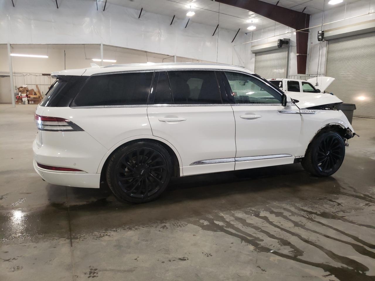 5LM5J7XC9NGL03751 Lincoln Aviator RE 3