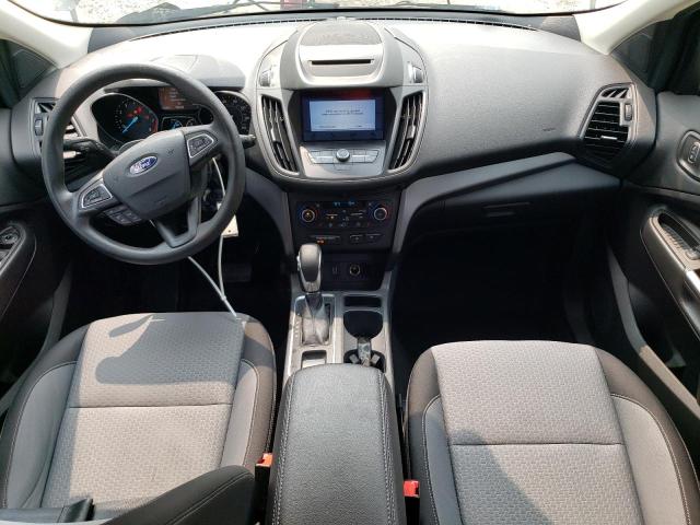 1FMCU0GDXJUD17011 Ford ESCAPE SE