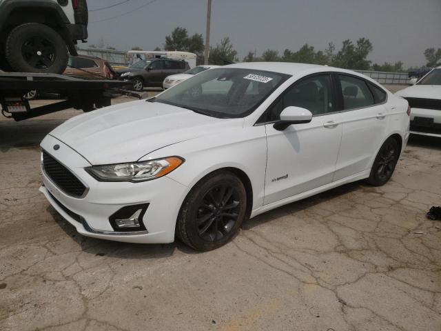 3FA6P0LU9KR257834 Ford Fusion SE