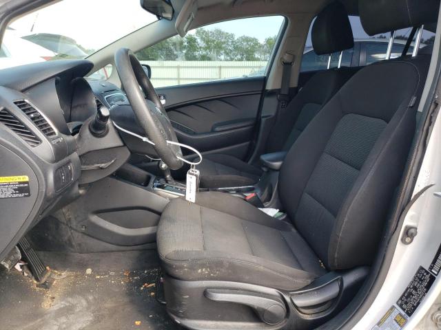 3KPFK4A7XHE025188 KIA FORTE LX