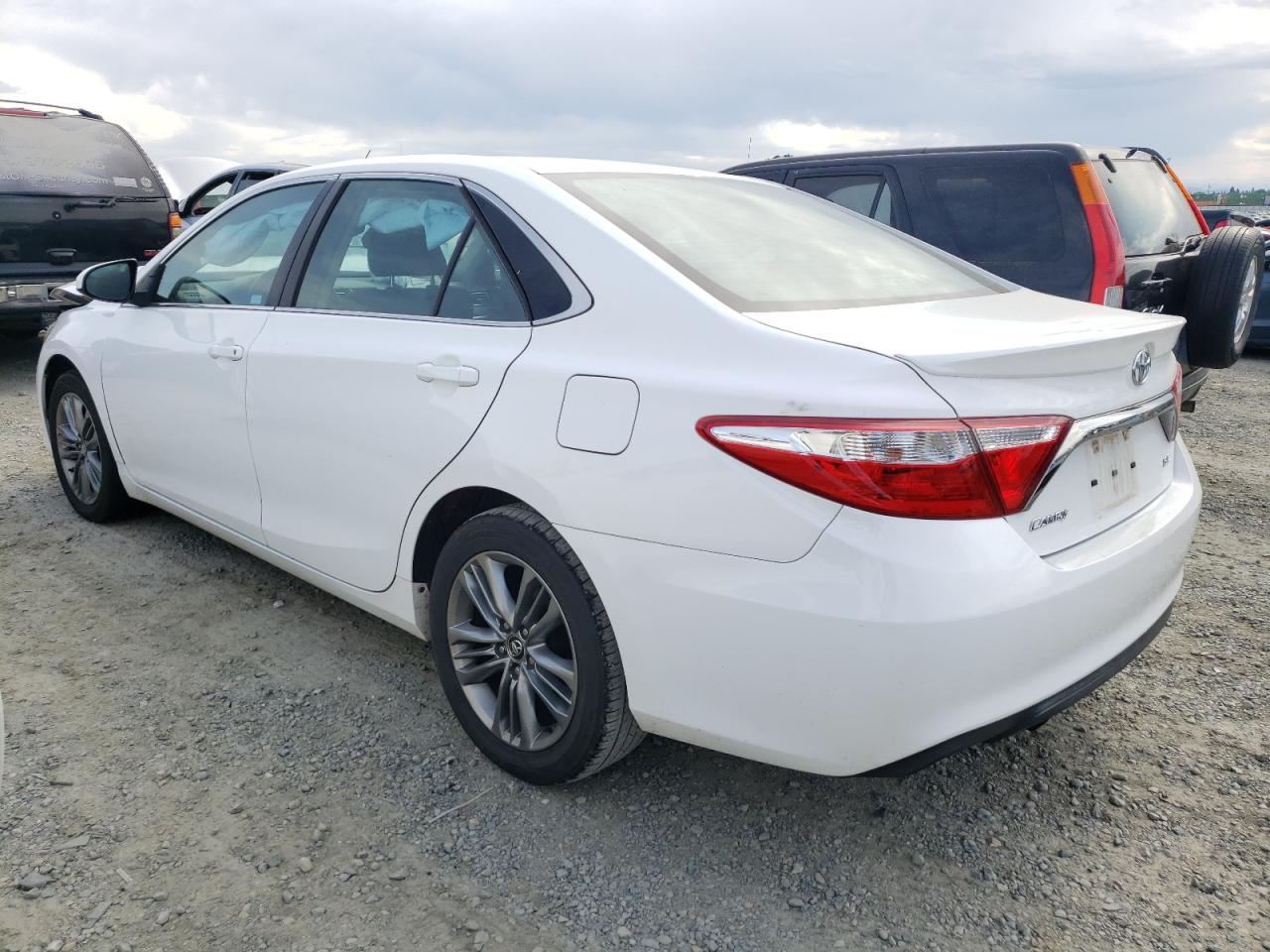 4T1BF1FK2GU221040 TOYOTA CAMRY 2016