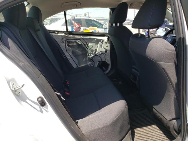 JTDEPMAE9N3032034 Toyota COROLLA LE