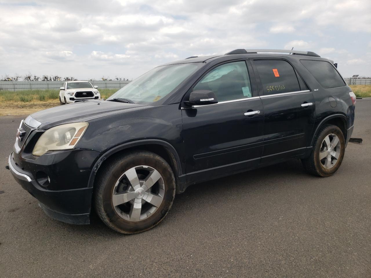 1GKKRSED3BJ207151 2011 GMC Acadia Slt-2