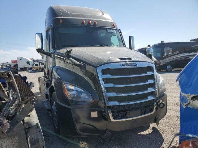 Lot #2435782899 2021 FREIGHTLINER CASCADIA 1 salvage car
