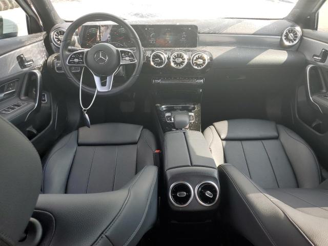 W1K3G4EB5LJ236562 Mercedes-Benz A 220
