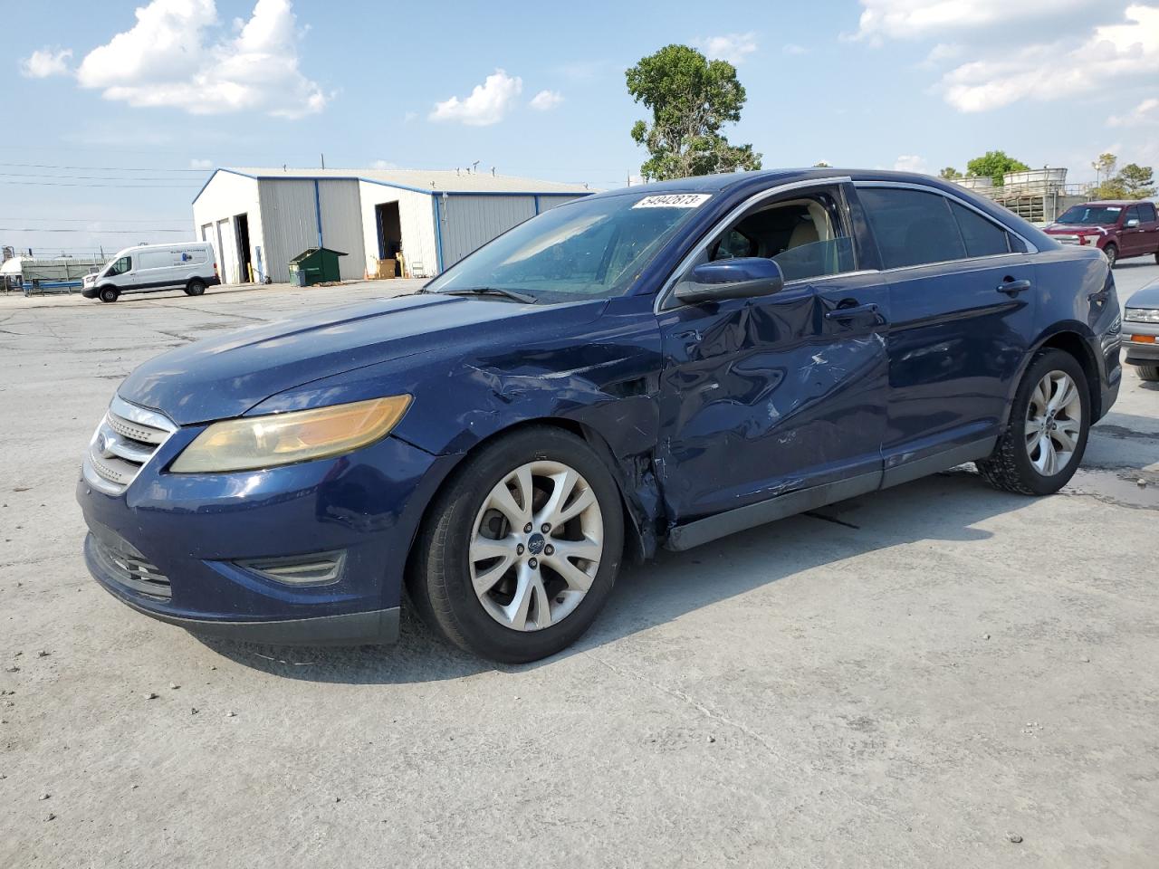  Salvage Ford Taurus