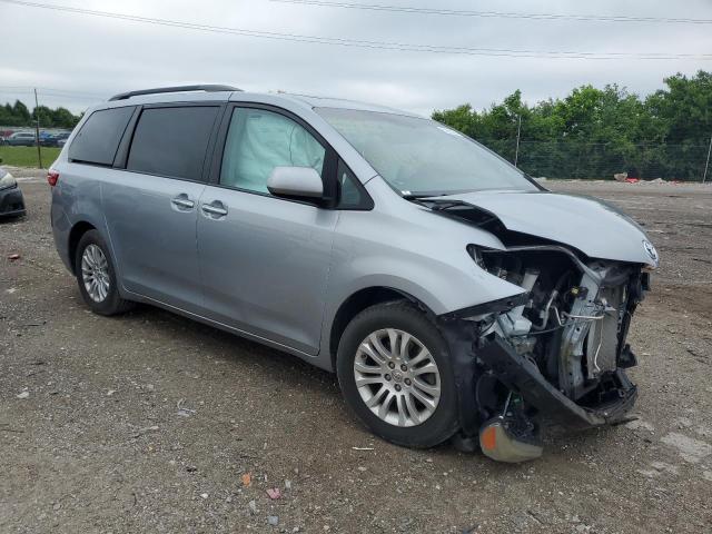 5TDYK3DC7GS723046 2016 TOYOTA SIENNA, photo no. 4