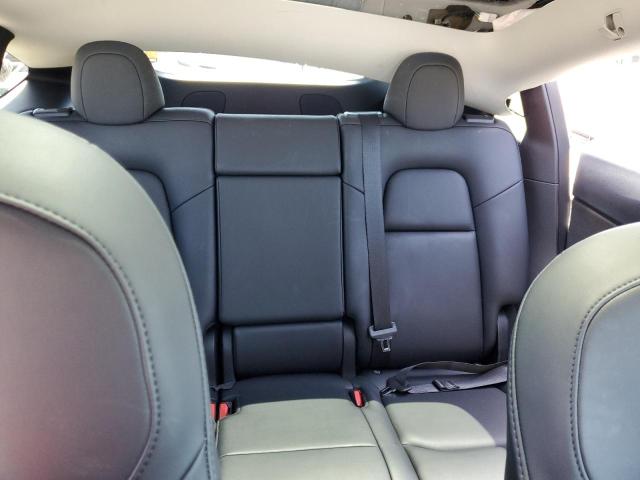 7SAYGAEE1PF611503 Tesla Model Y