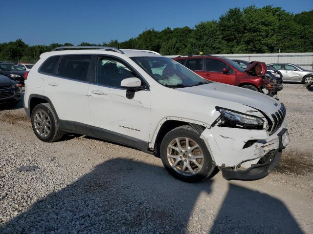1C4PJLCB8HW517517 Jeep Cherokee Latitude