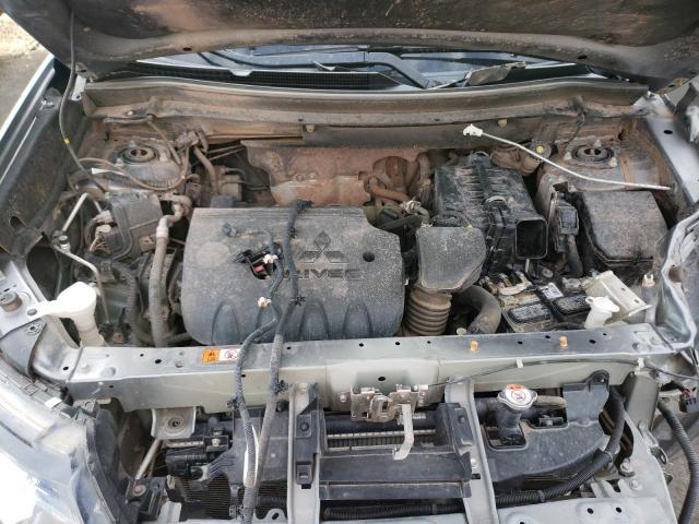 JA4AZ3A37LZ025590 Mitsubishi Outlander Se