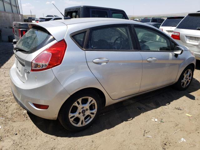 3FADP4EJ2FM118424 Ford FIESTA SE