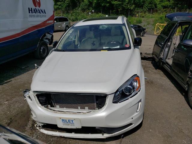 2017 VOLVO XC60 T6 DY YV449MRR4H2204992