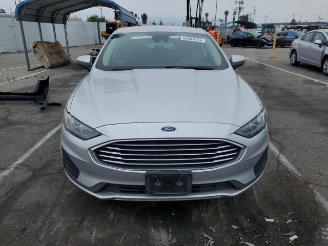 3FA6P0LU7KR154122 Ford FUSION SE