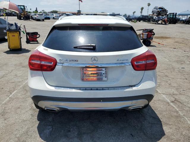 WDCTG4GB8FJ103803 Mercedes-Benz Gla 250 4matic