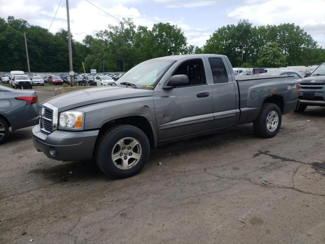 2005 Dodge Dakota SLT