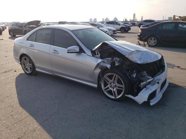 WDDGF5EB5BR171576 2011 Mercedes-Benz C 300