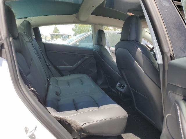 5YJ3E1EAXPF401069 Tesla MODEL 3