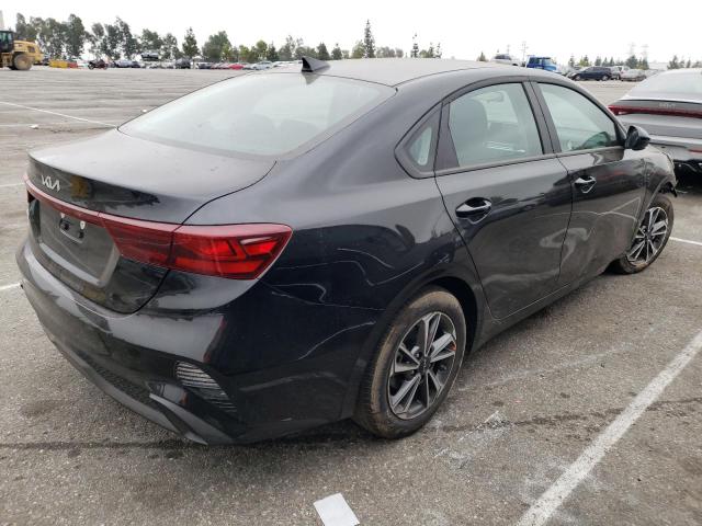 3KPF24AD9PE629299 KIA FORTE LX