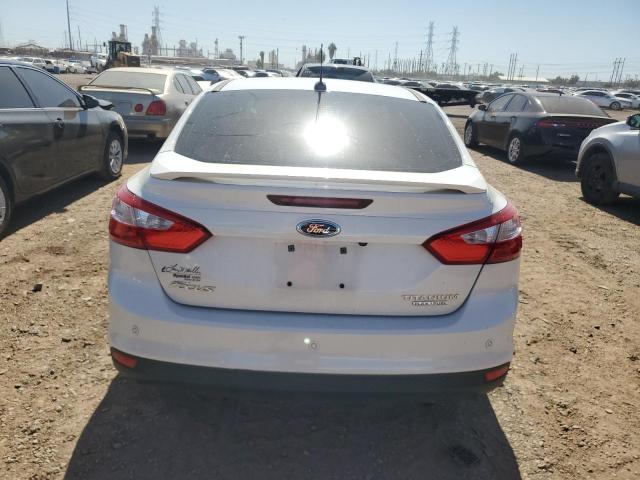1FADP3J29EL461675 Ford Focus Titanium